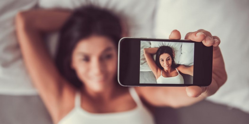 3 conseils pour apprendre à faire des selfies et nudes très sexy