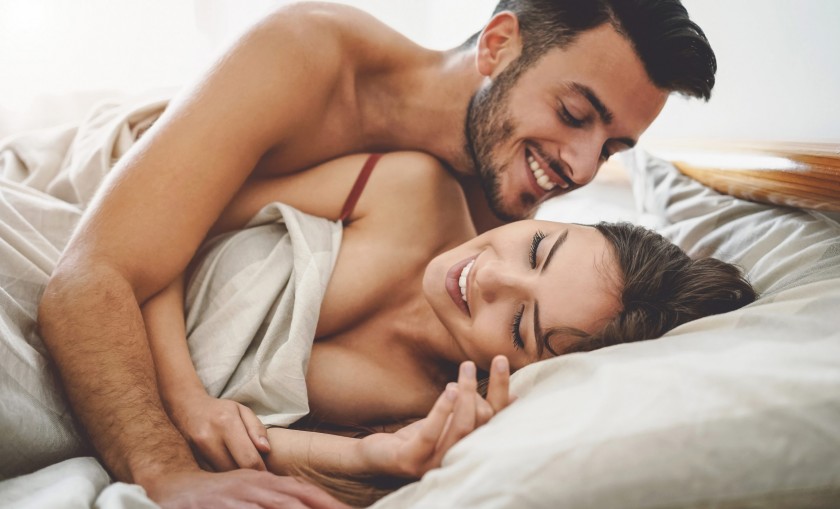 Les relations sex friends séduisent de plus en plus de français